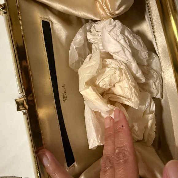 Vintage Block Bag - Picture 4 of 5